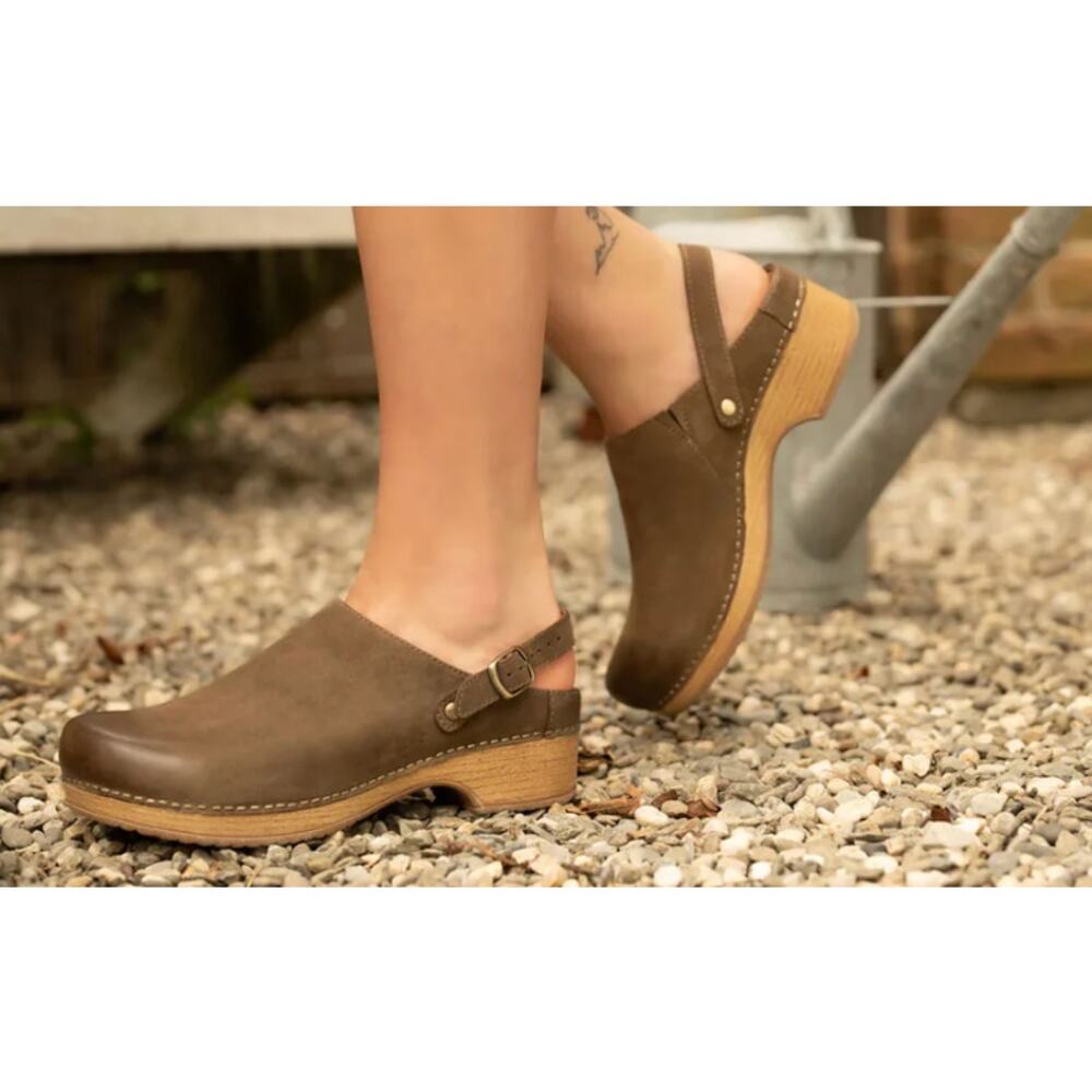 Dansko BERRY | MUSHROOM BURNISHED NUBUCK MULE Size 37/7 - Picture 4 of 7